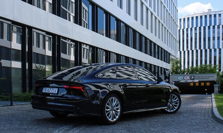 Audi A7 cena 141500 przebieg: 273000, rok produkcji 2016 z Starachowice małe 56